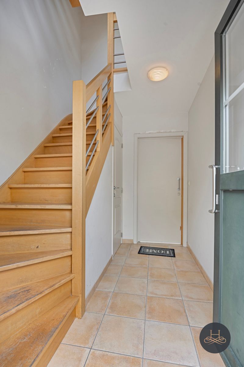 Instapklaar dakappartement met duplex-indeling in hartje Putte foto 4