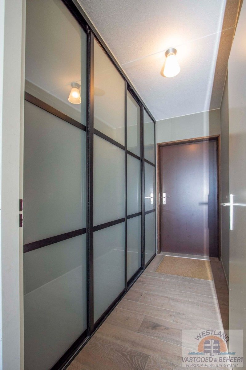 Instapklaar appartement met 1 slaapkamer en slaaphoek te koop in hartje Nieuwpoort-Bad foto 12