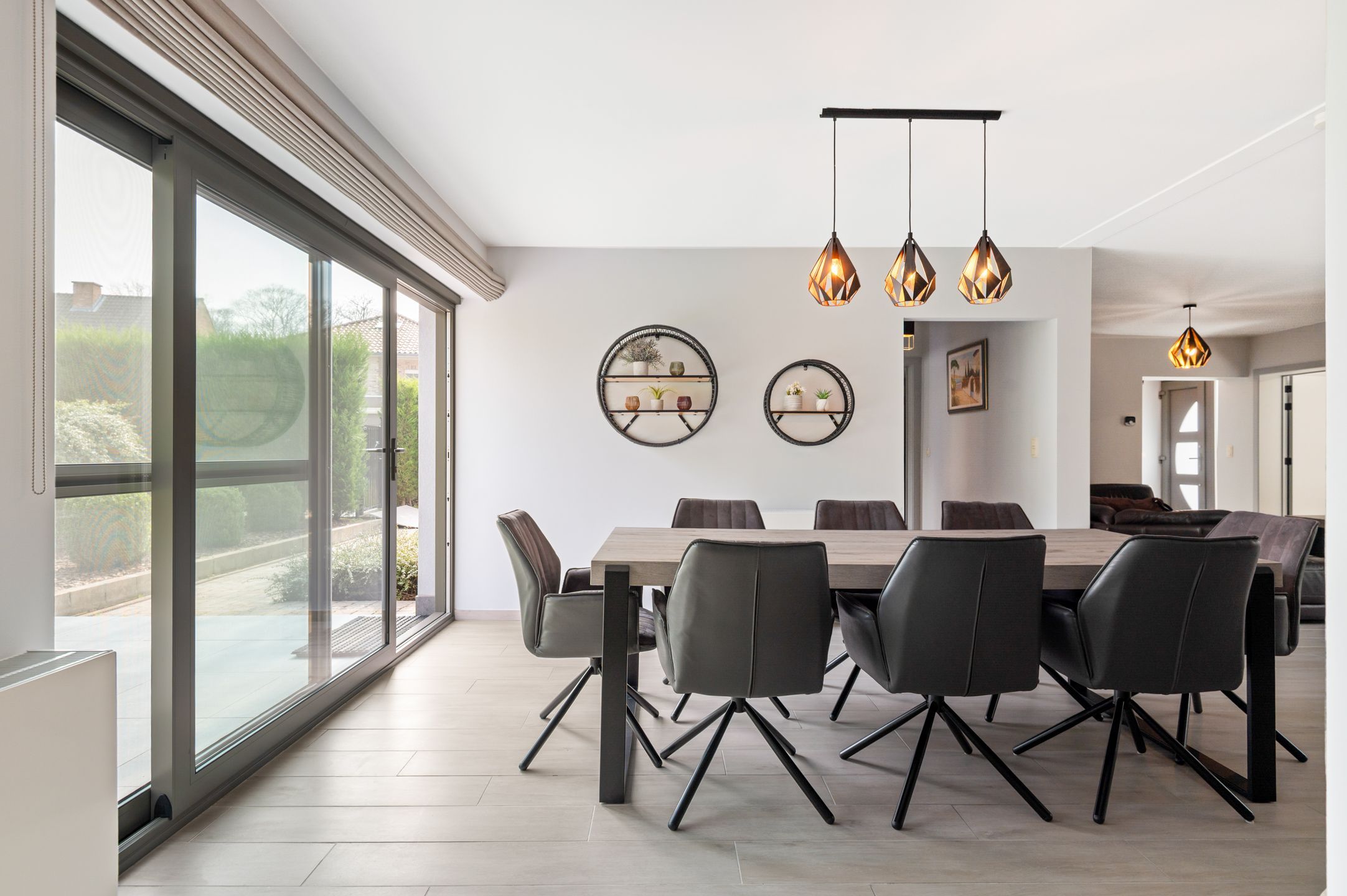 Unieke laagbouwvilla met polyvalente ruimte op ruim perceel in Brasschaat! foto 12