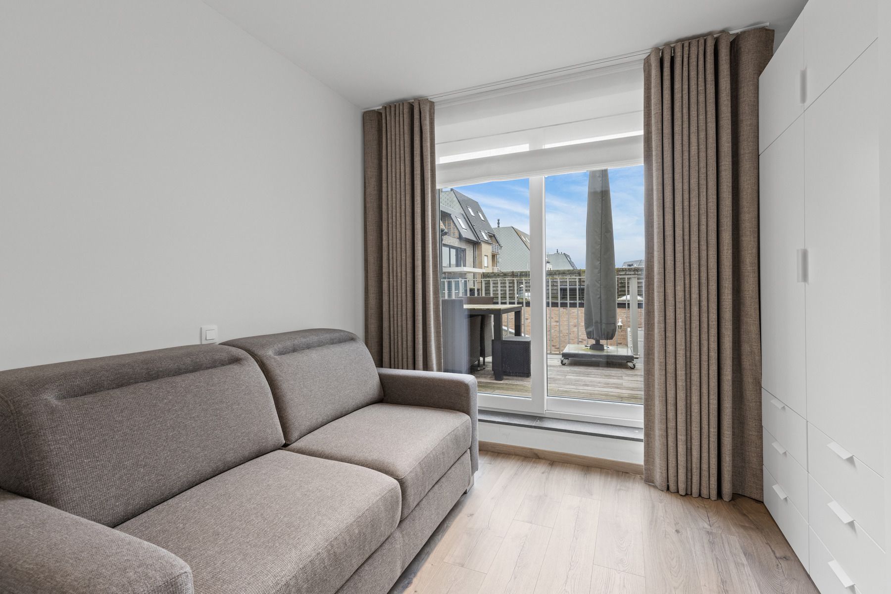  Uitstekend onderhouden 2 slpk appartement in hartje Bredene foto 10