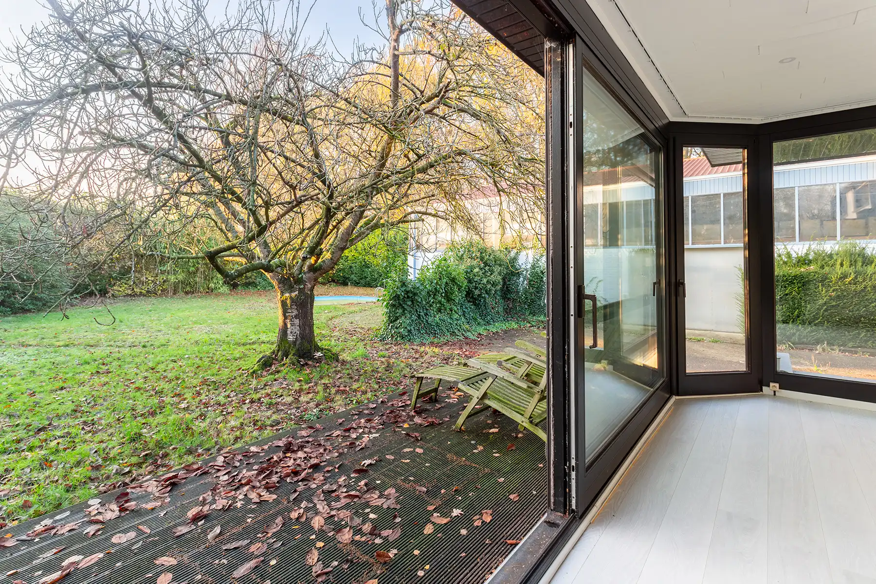 Edegem - Villa met 4 slpkamers + garage + ruim magazijn 500² foto 10