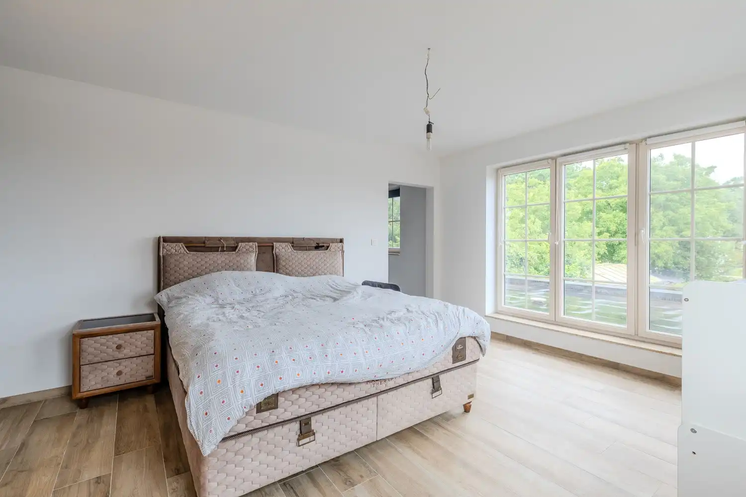 Ruime woning  op een perceel van 7a62ca met 5 slaapkamers en 2 badkamers in Stokkem foto 25