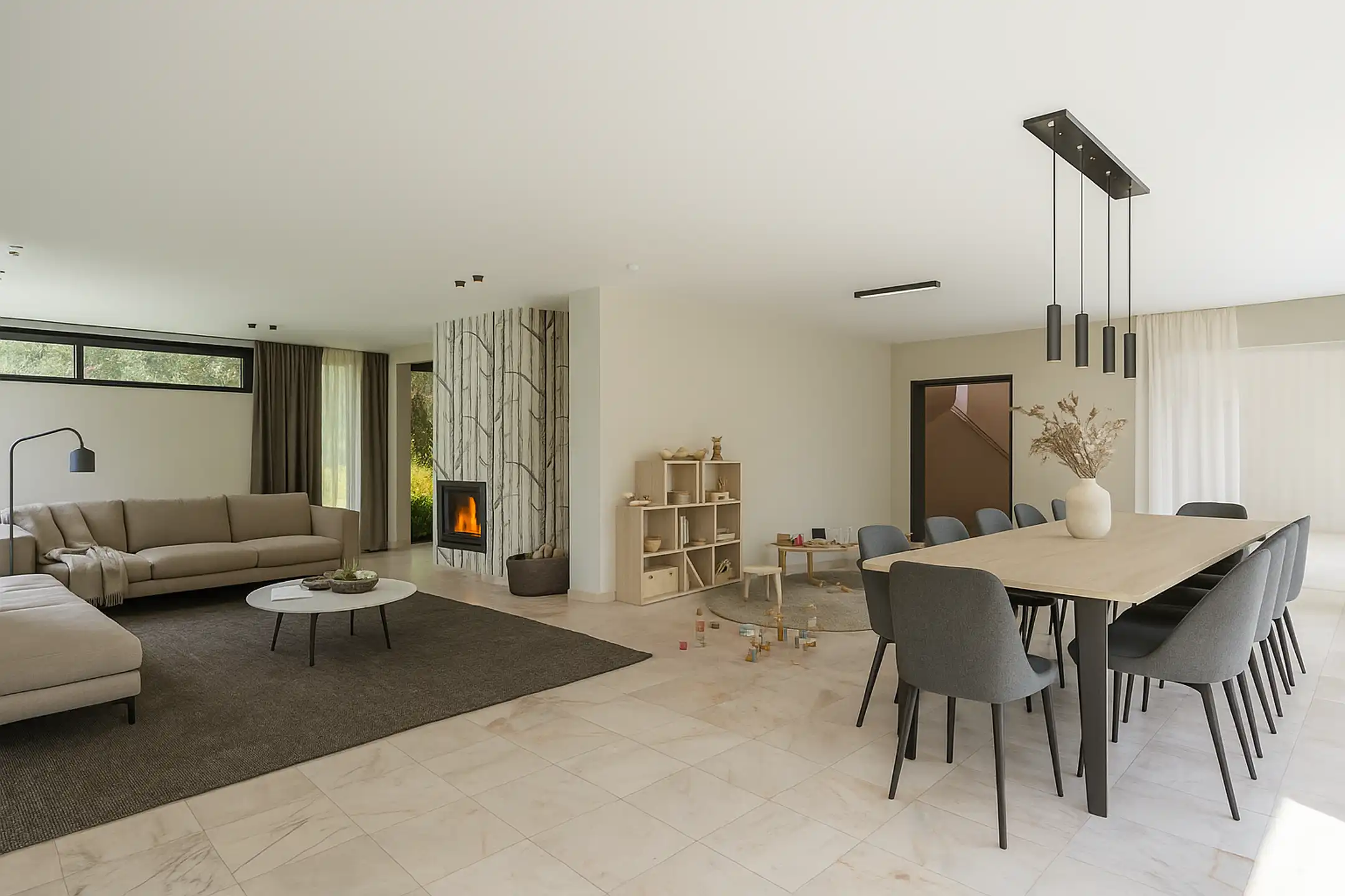 Ruime architectenvilla met 8 slpk's op 1.832 m² te Vosselaar foto 6