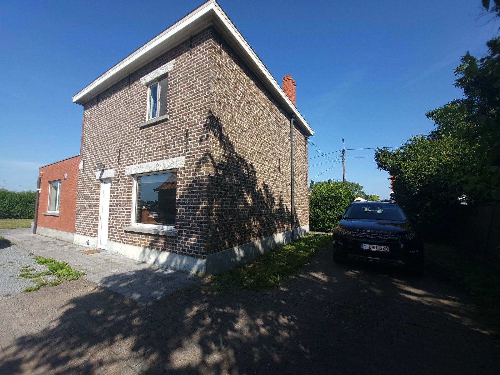 Alleenstaande woning met grote weide en stalling foto 28