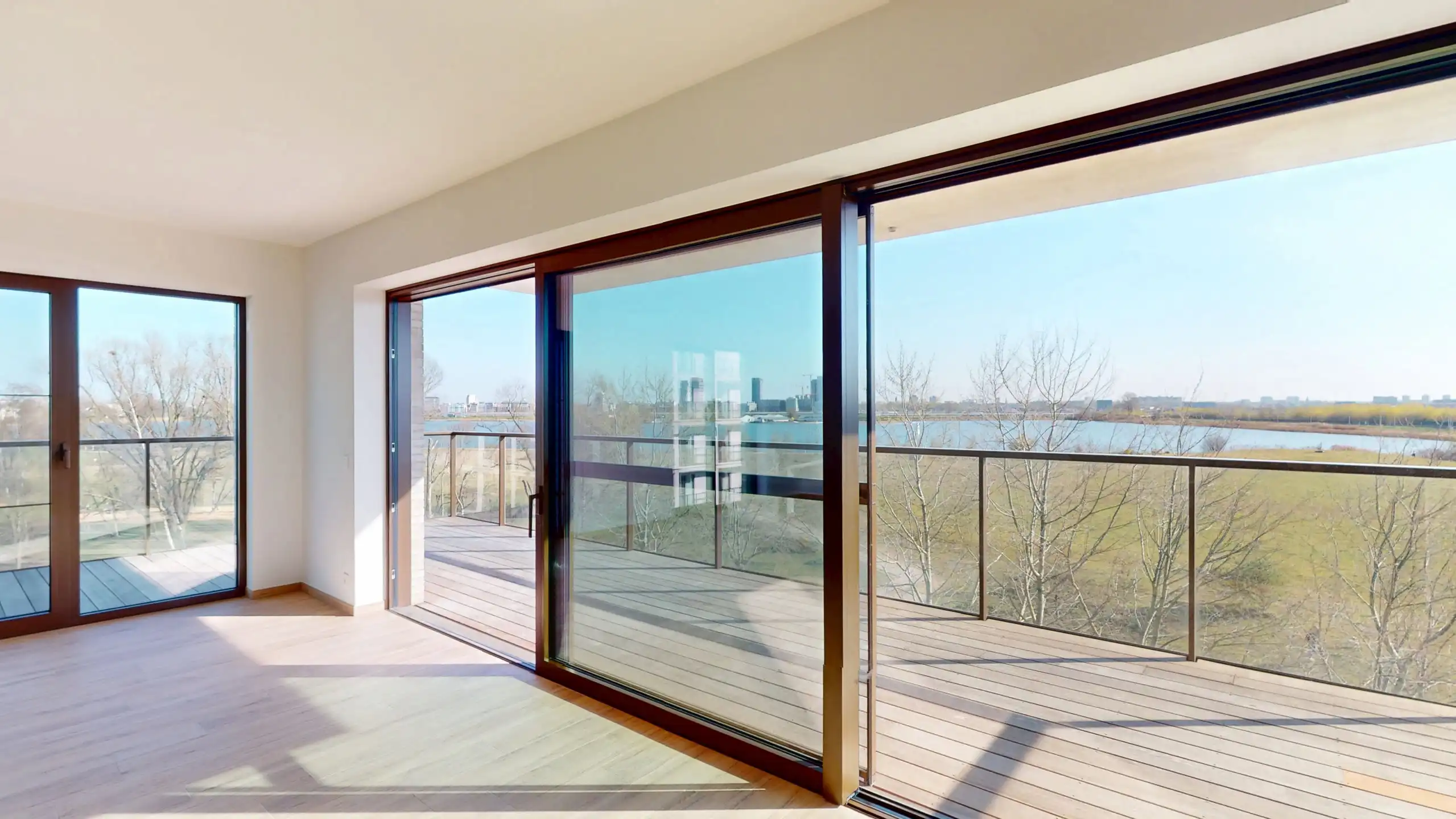 LINKEROEVER - Nieuw appartement met frontaal waterzicht  foto 3