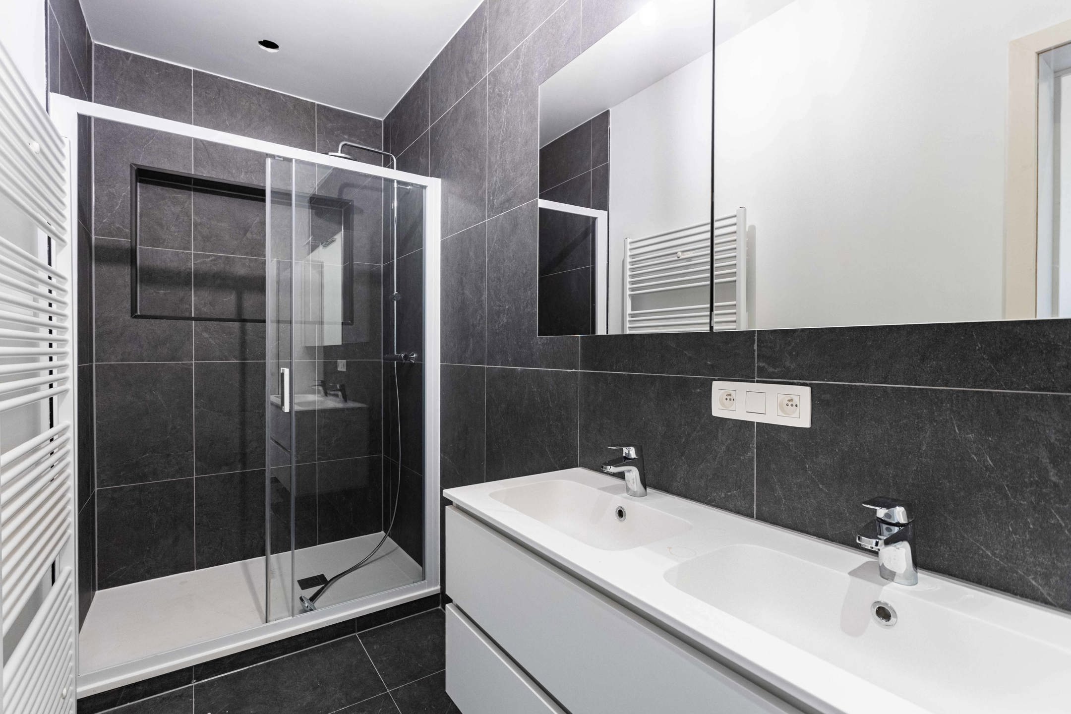 Ruime totaalrenovatie nabij centrum & station met stadstuin foto 10