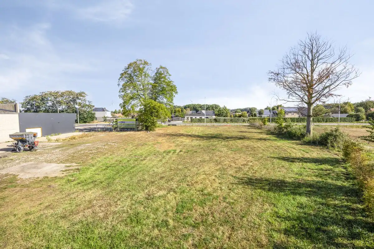 Magazijn met woonst en burelen in Adegem (Maldegem) foto 26