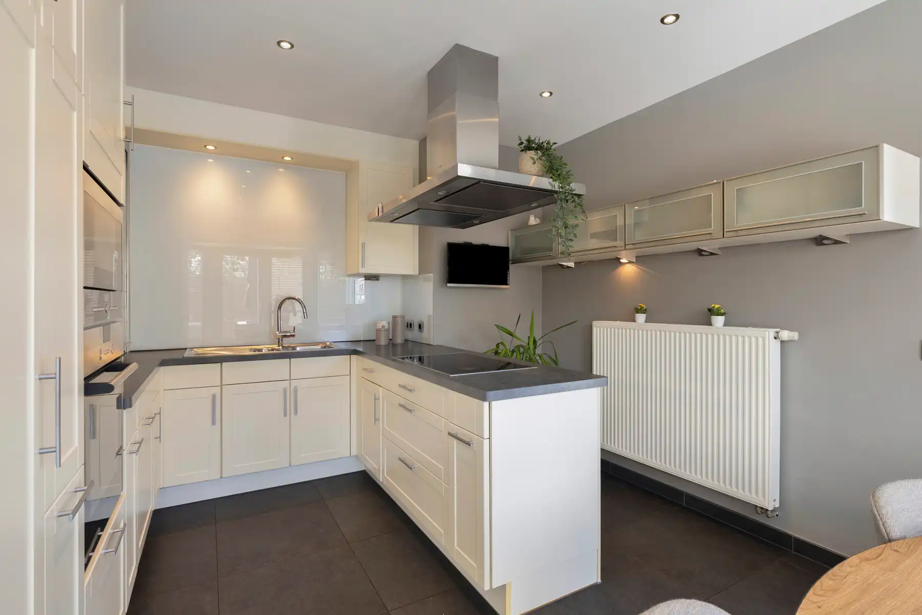 Prachtig afgewerkte villa met uitstekende ligging en EPC A foto 7