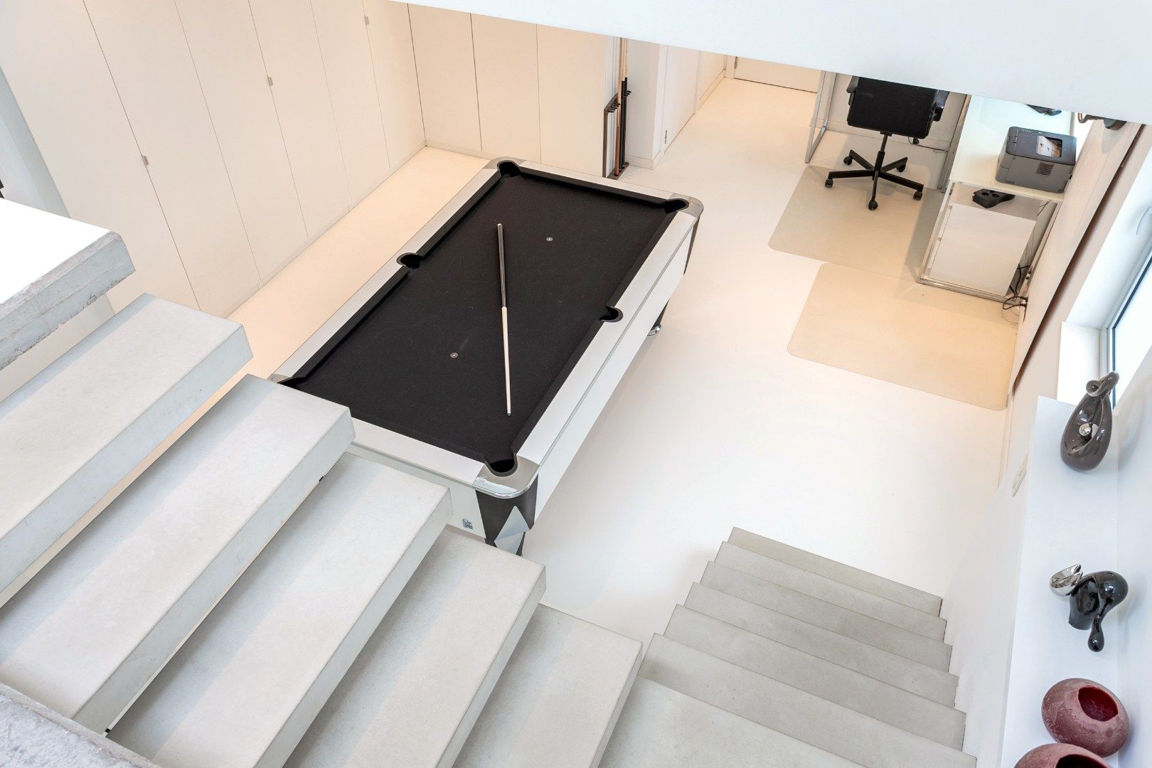 Ruime woning met 5 slpk en 3 badkamers foto 13