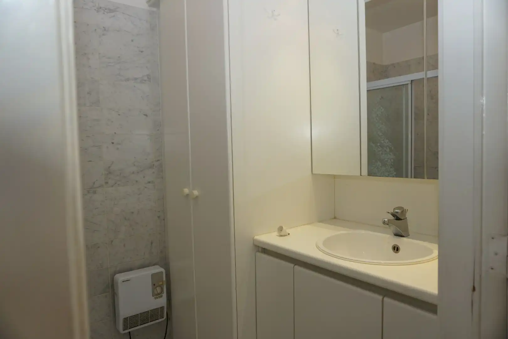 RUIM APPARTEMENT MET ZONNIGE TERRASSEN OP TOPLIGGING foto 18
