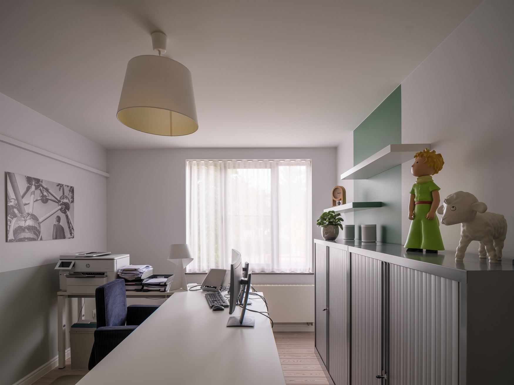 Hoogwaardig afgewerkte herenwoning met zicht op groen en volledige privacy in het hart van Bottelare. foto 35