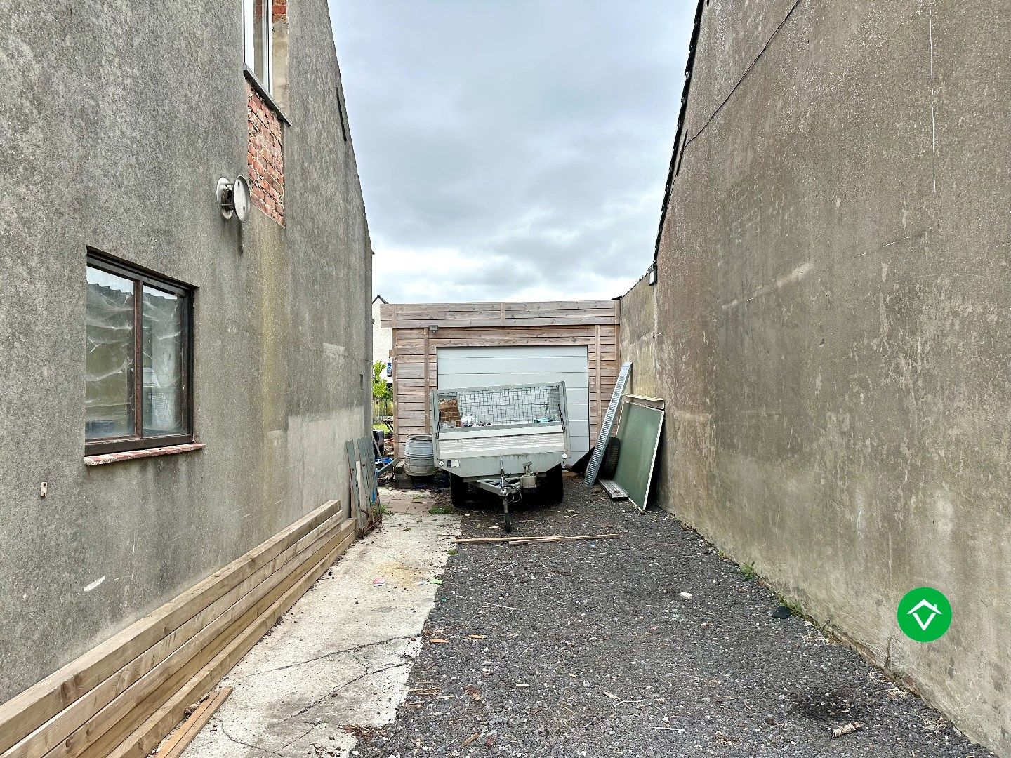 Ruime gezinswoning met 3 à 4 slaapkamers en dubbele garage in Eernegem foto 29