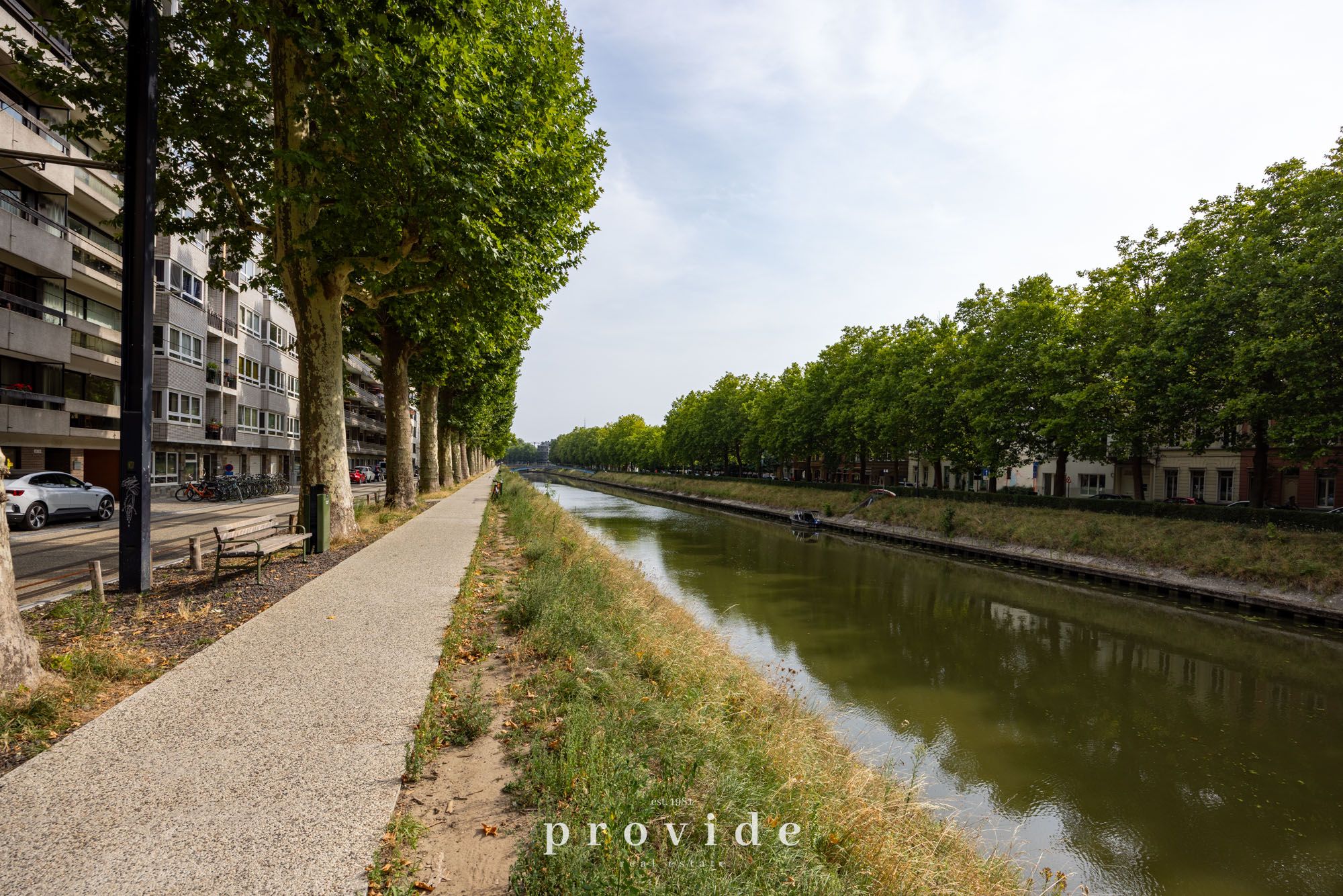 Hoofdfoto van de publicatie: Ruim appartement op de Coupure