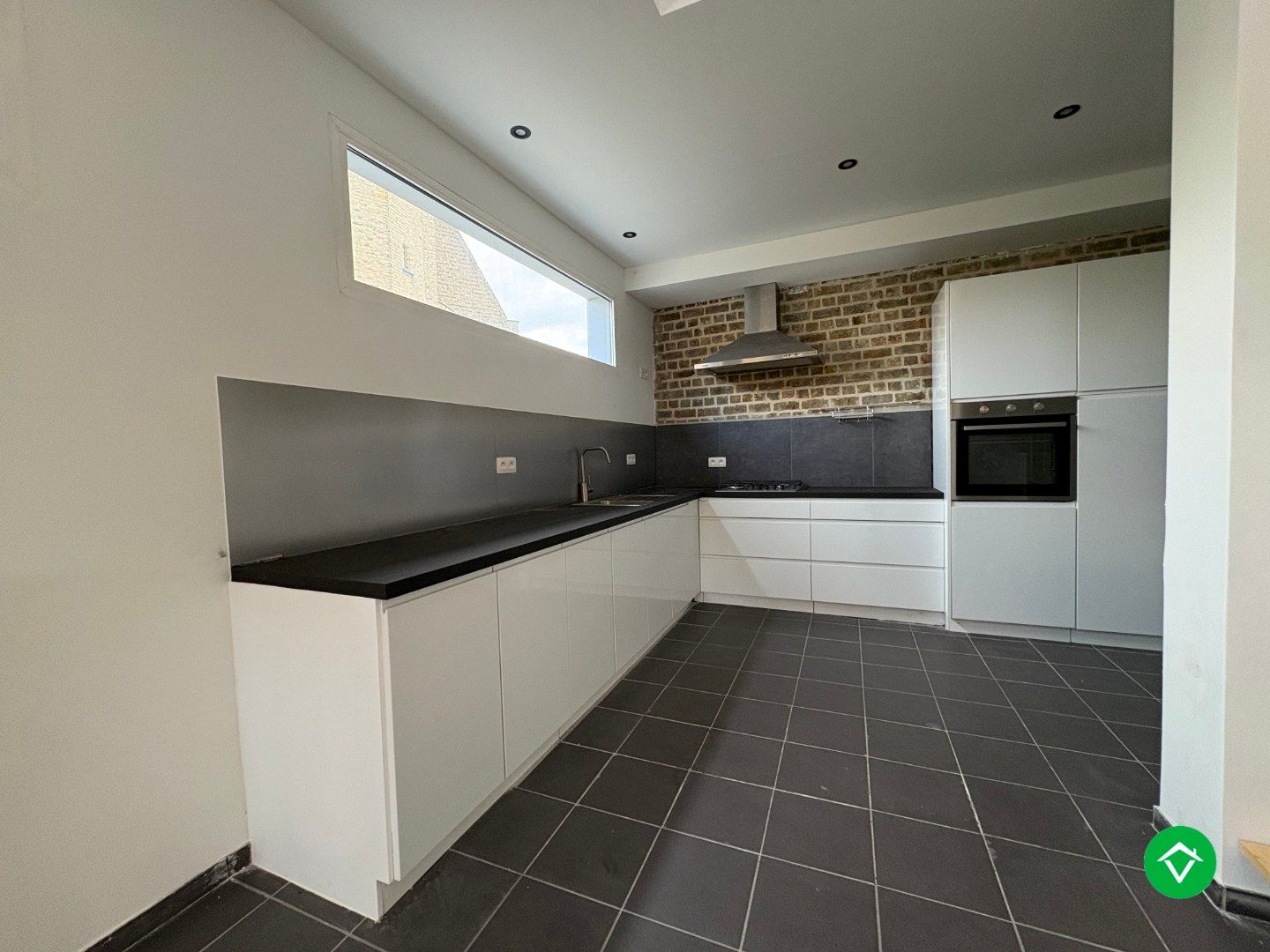 Te koop: gerenoveerde, lichtrijke woning met 3 slaapkamers en tuin te Middelkerke foto 15