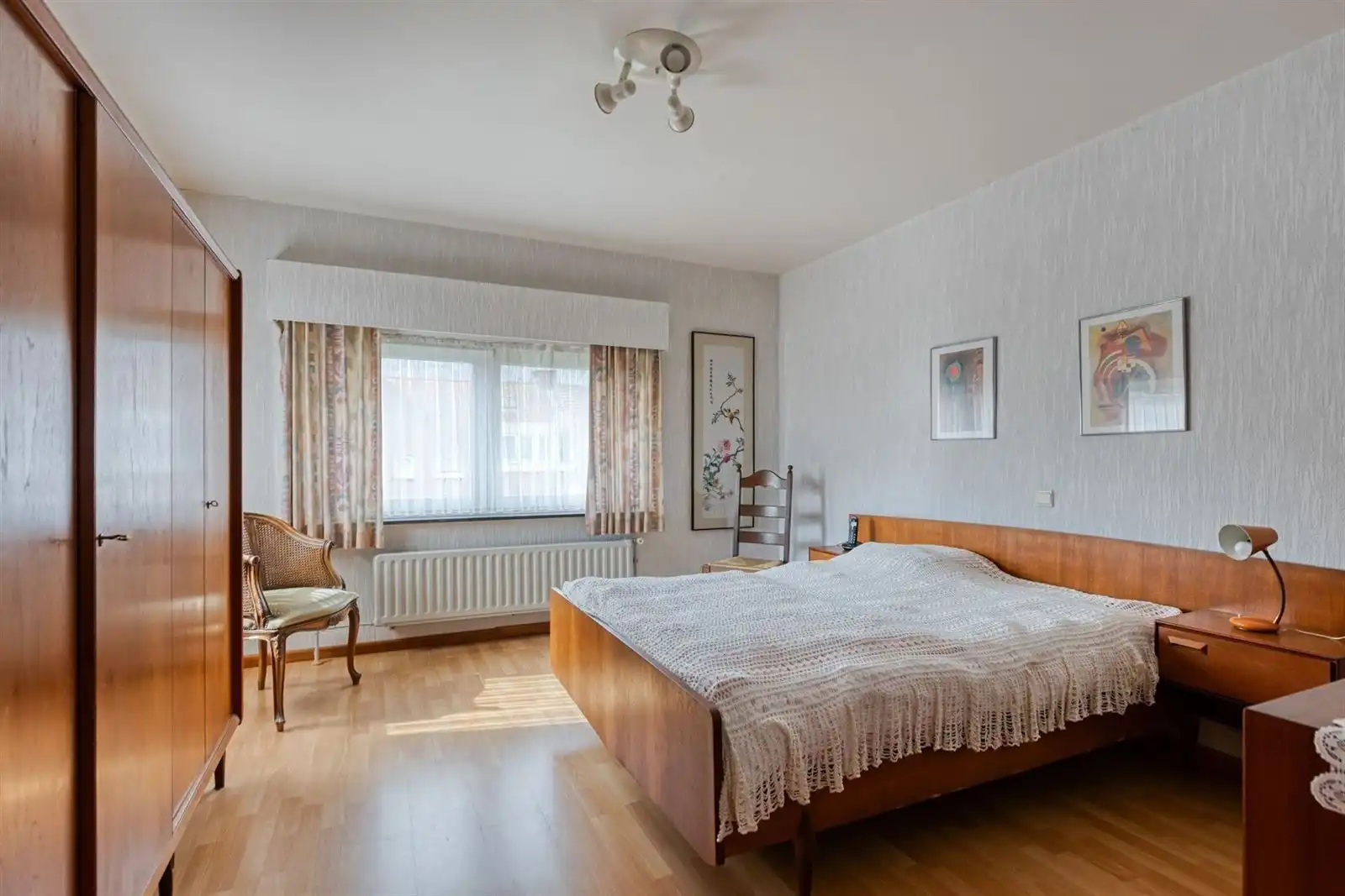 Charmante lichtrijke woning (251m²) met 4 slaapkamers + garage op een uitstekende locatie te Buizingen  foto 14