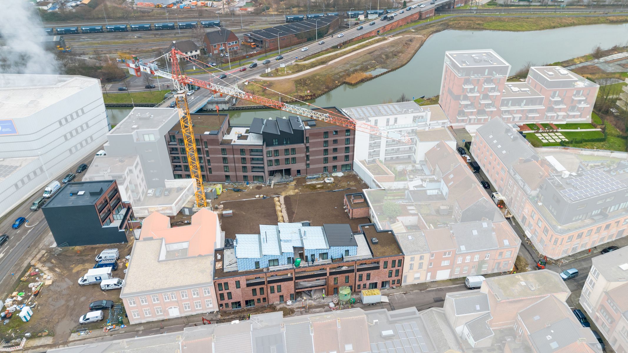 Nieuwbouwappartement met 2 slpks + terras foto 8