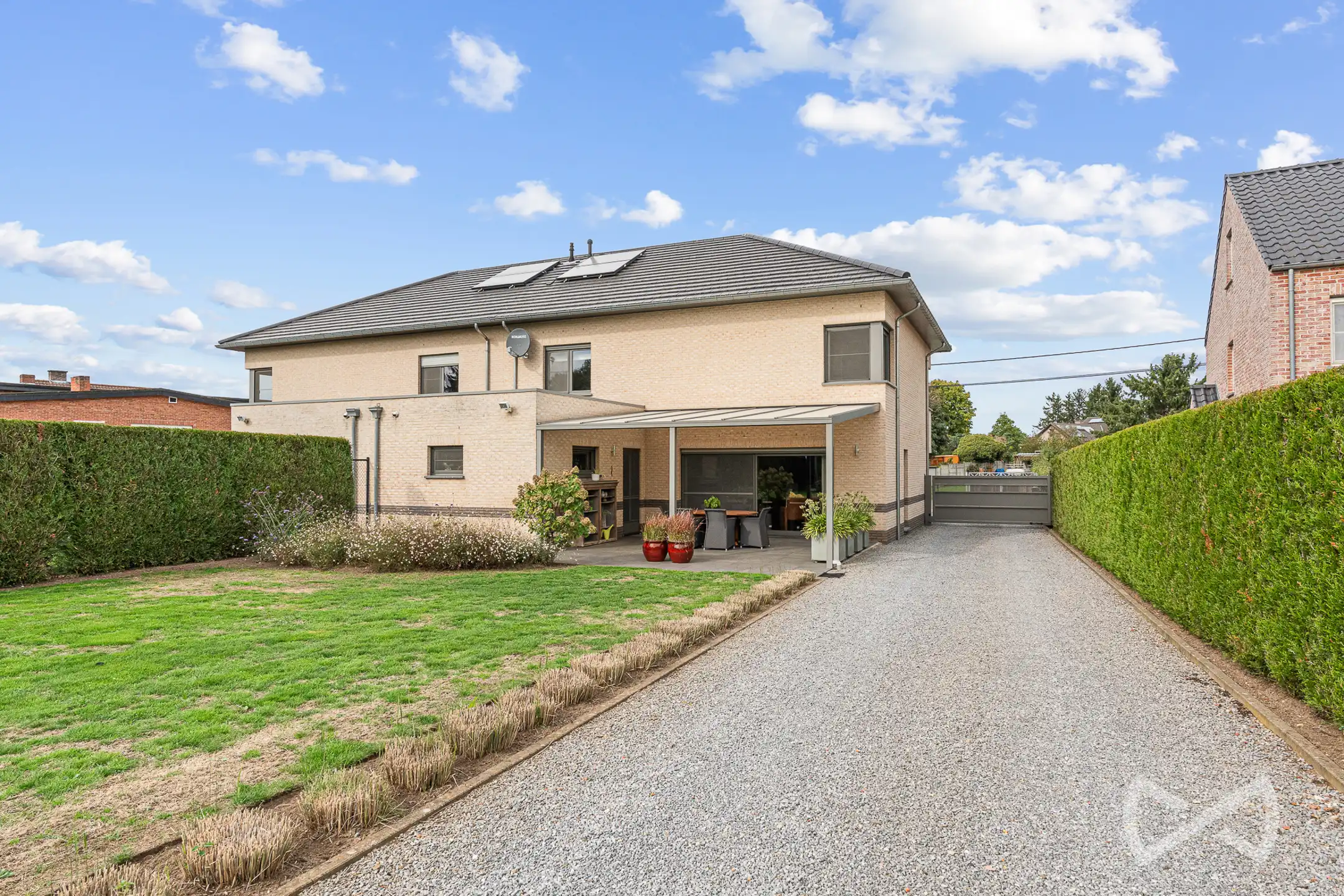 TE KOOP | Ruime instapklare woning op 20 are in Paal foto 28
