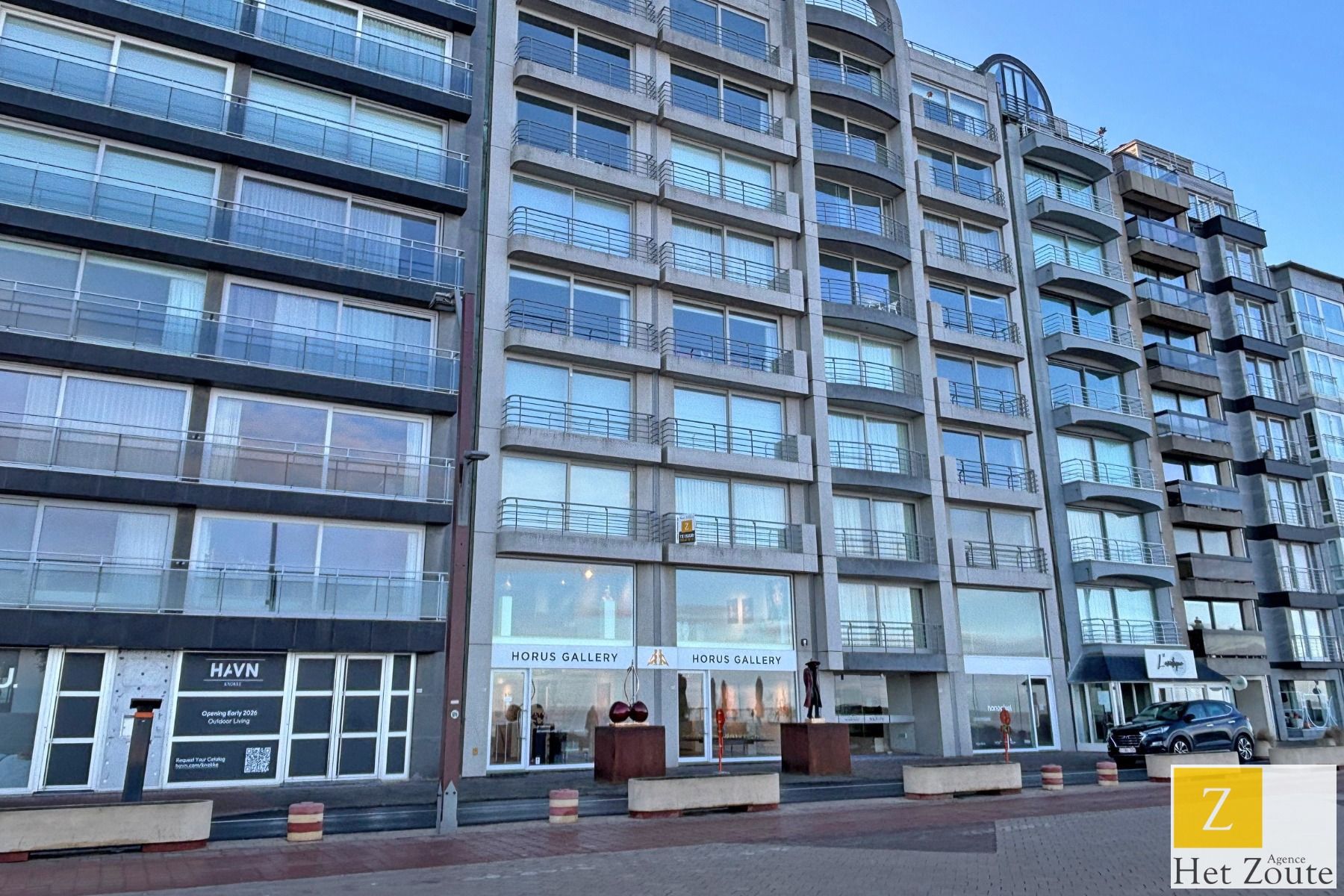 Gemeubeld appartement - frontaal Zeezicht - 4 slaapkamers foto 2