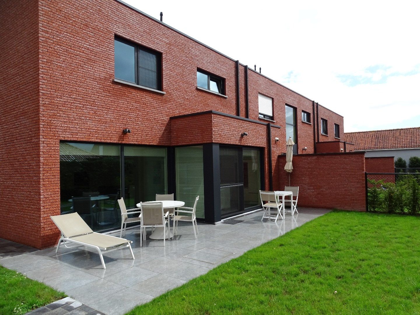 Goed gelegen instapklare woning! foto 13