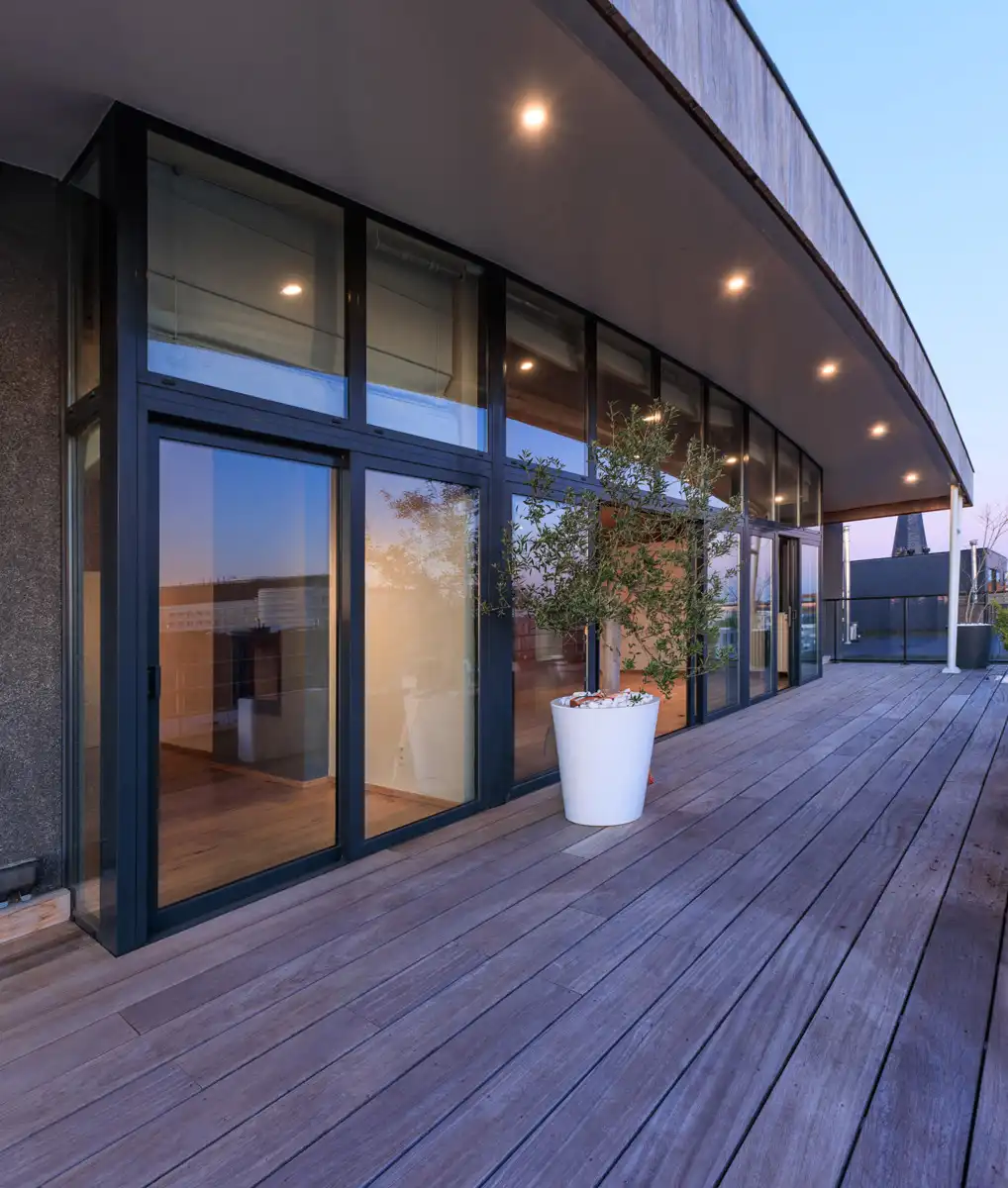 Ruime penthouse met riant zonneterras foto 23