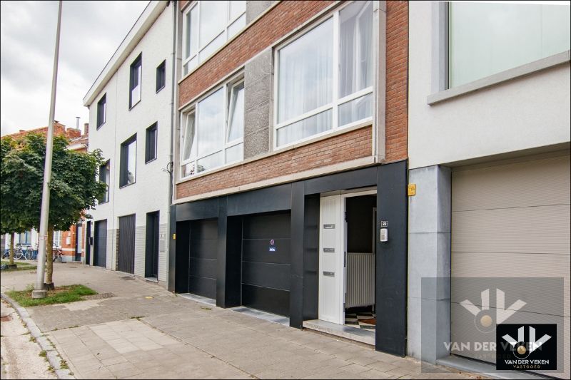 INSTAPKLAAR 2-SLPKAPP OP WANDELAFSTAND VAN HET CENTRUM foto 3