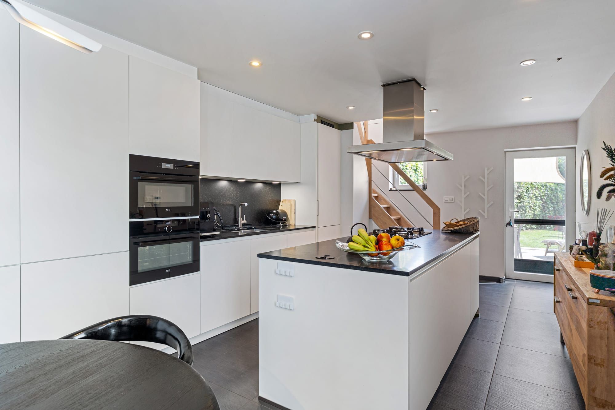 Knappe instapklare woning in het centrum van Zoutleeuw met 2 slaapkamers! foto 10