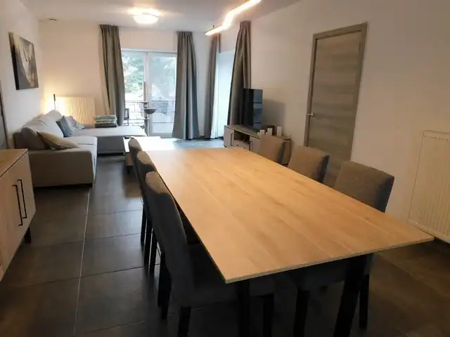 Rustig gelegen, energiezuinig appartement met carport foto 7