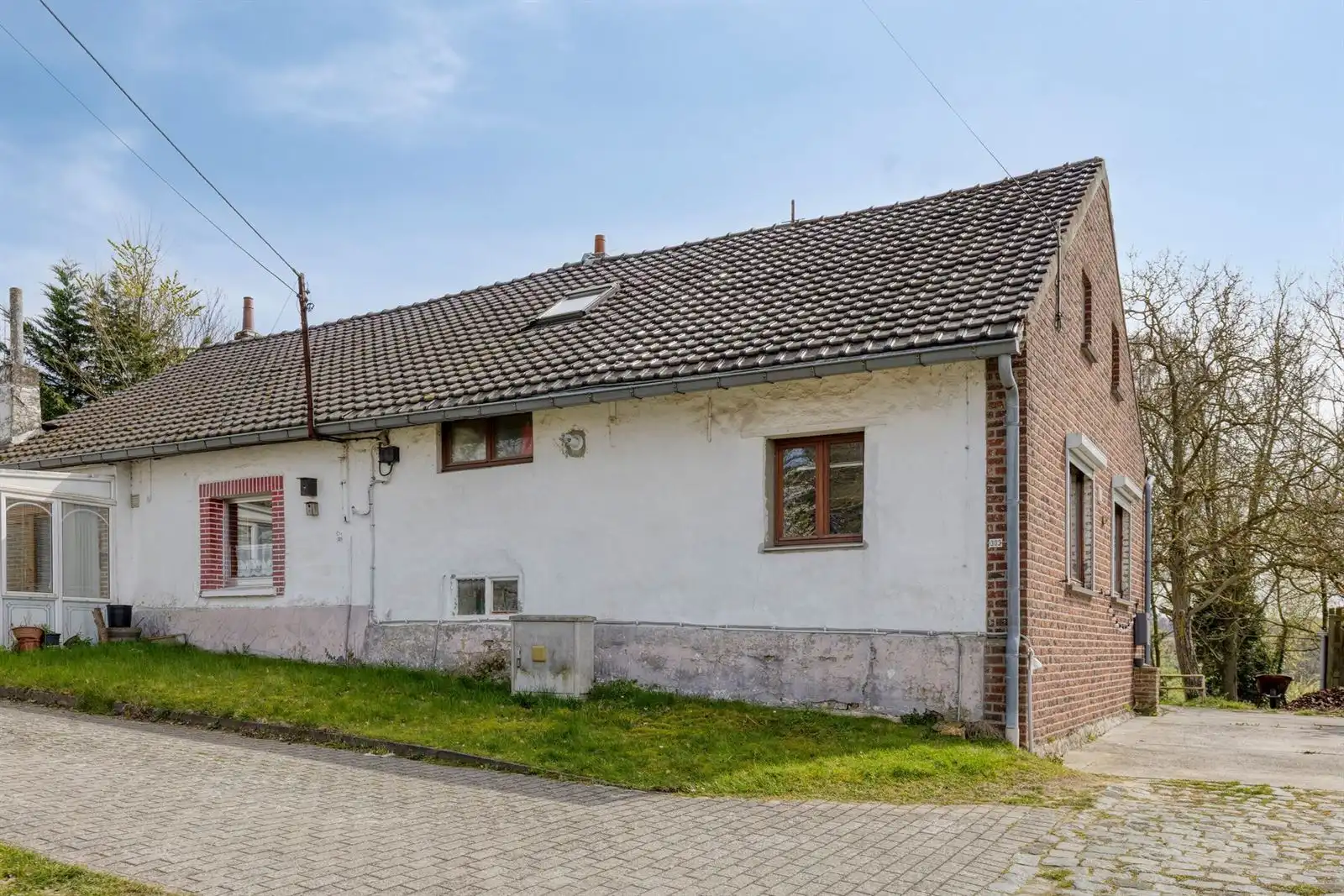 Twee- drigevelwoningen te renoveren. foto 19