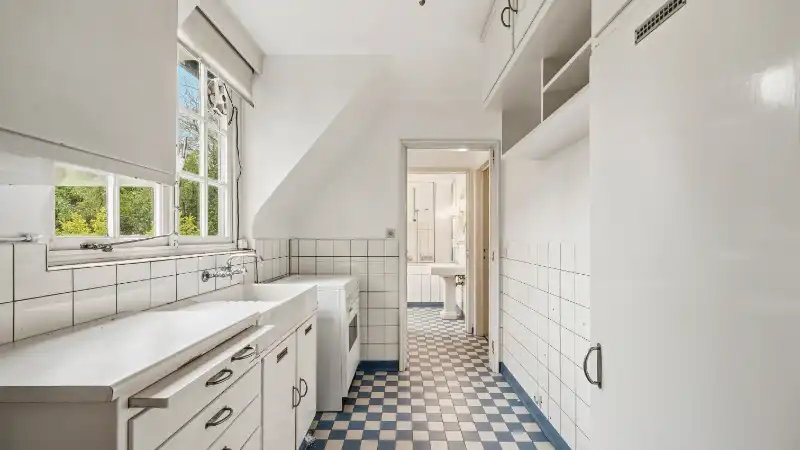 Standingvolle te renoveren villa van 520m² op 53 are foto 37