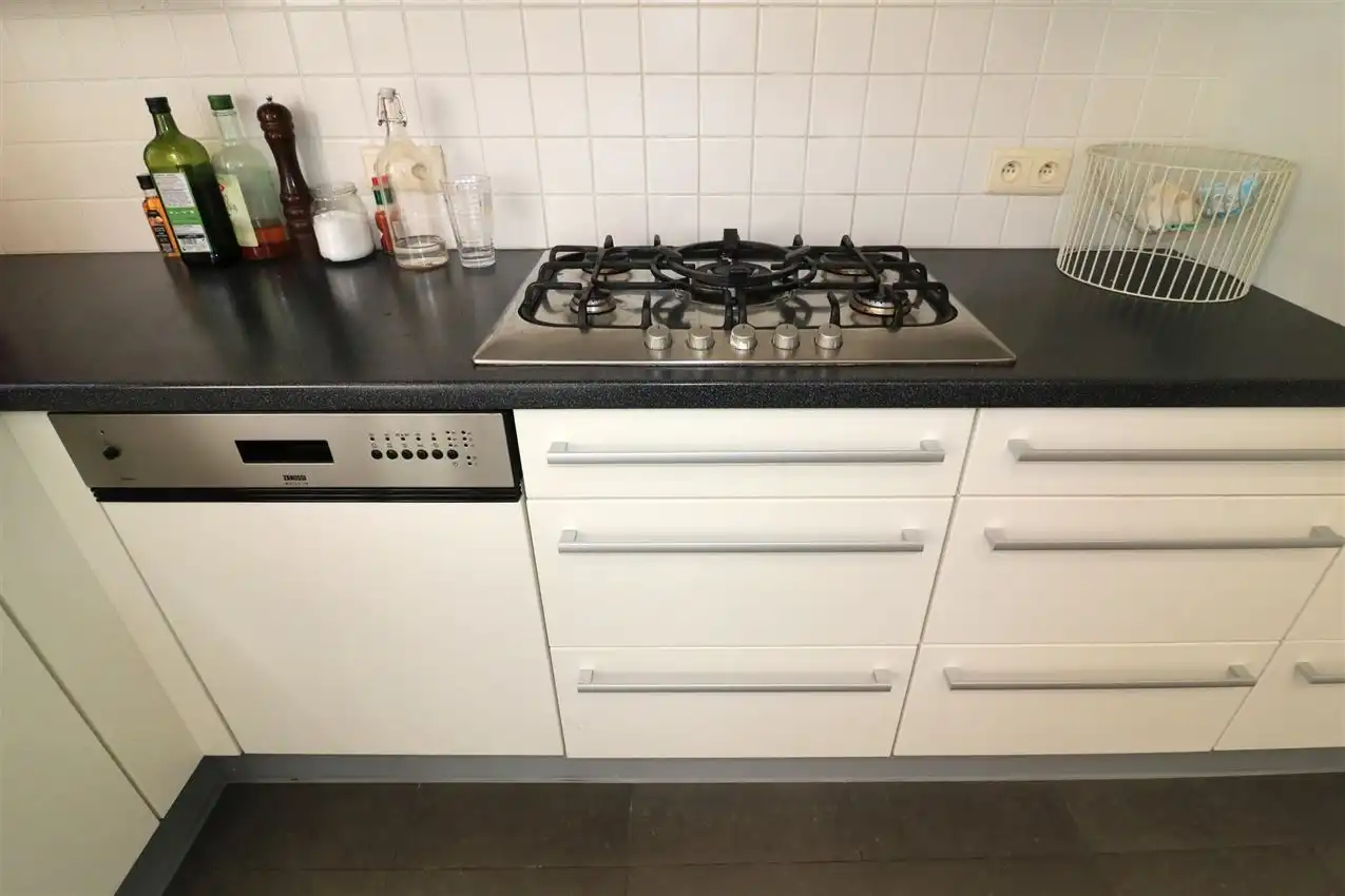 Stadswoning met 3 slpk., toffe keuken en binnenplaats   foto 8