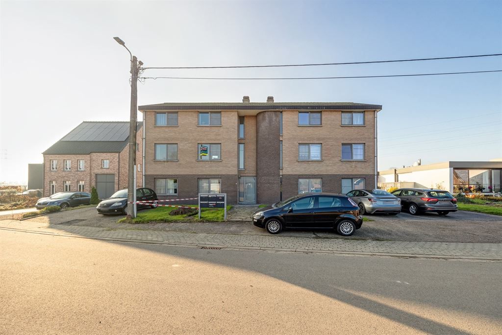 Gerenoveerd appartement met prachtig uitzicht foto 18