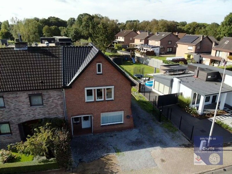 Op te frissen woning op perceel van 5a90ca foto 27