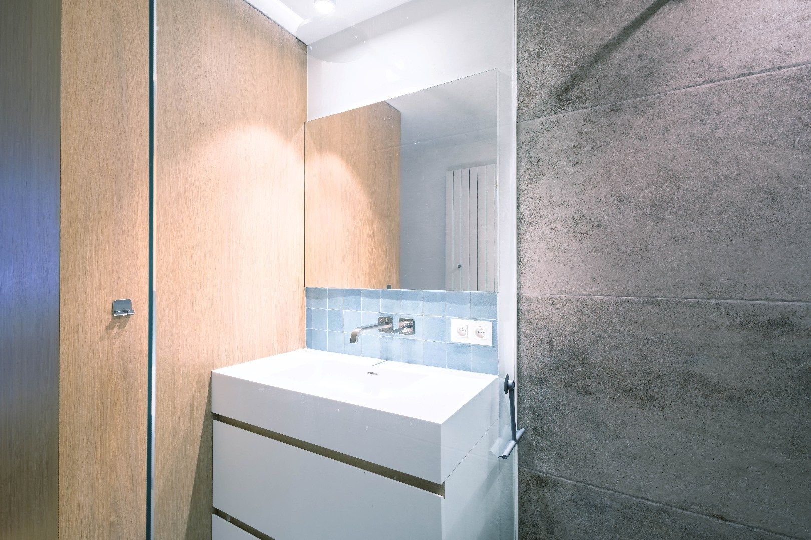 Prachtig recent en bemeubeld duplex dakappartement op de Zeedijk foto 15