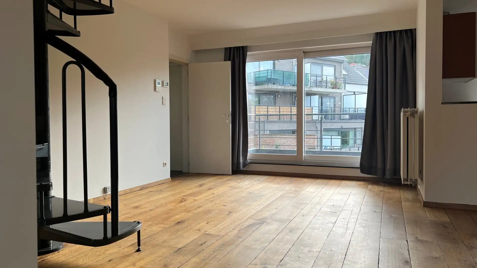Ruim Dakappartement : 1 slpk, terras, garage foto 2