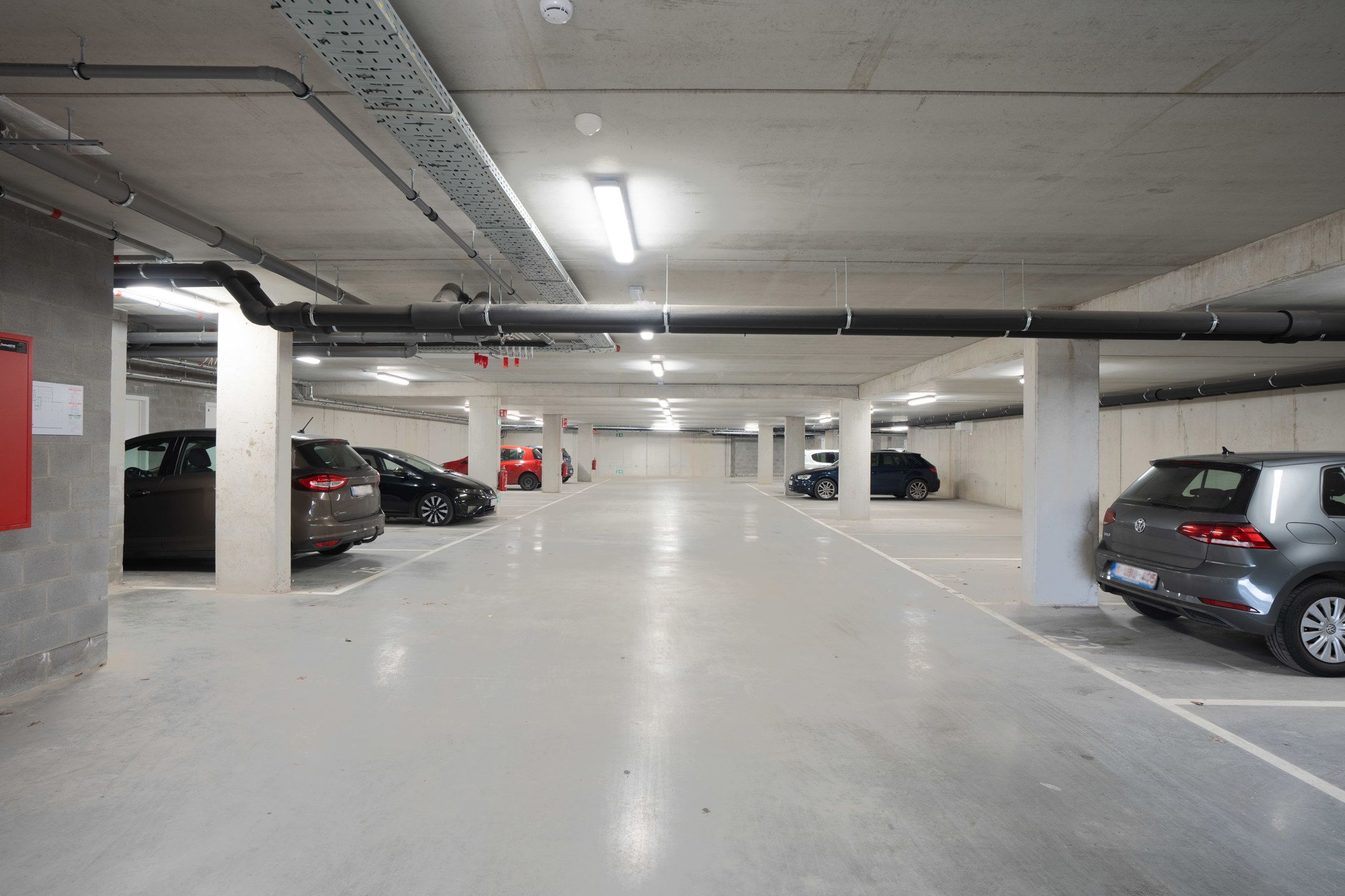 Zeer zuinige (E10) en lichte woning met 3 slpks en  tuin foto 8