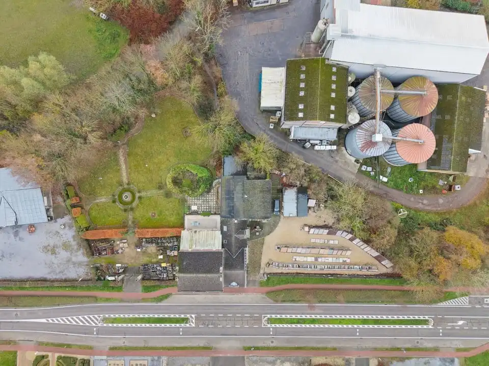 AUTHENTIEKE EIGENDOM MET KARAKTER, TUIN EN COMMERCIËLE MOGELIJKHEDEN foto 13