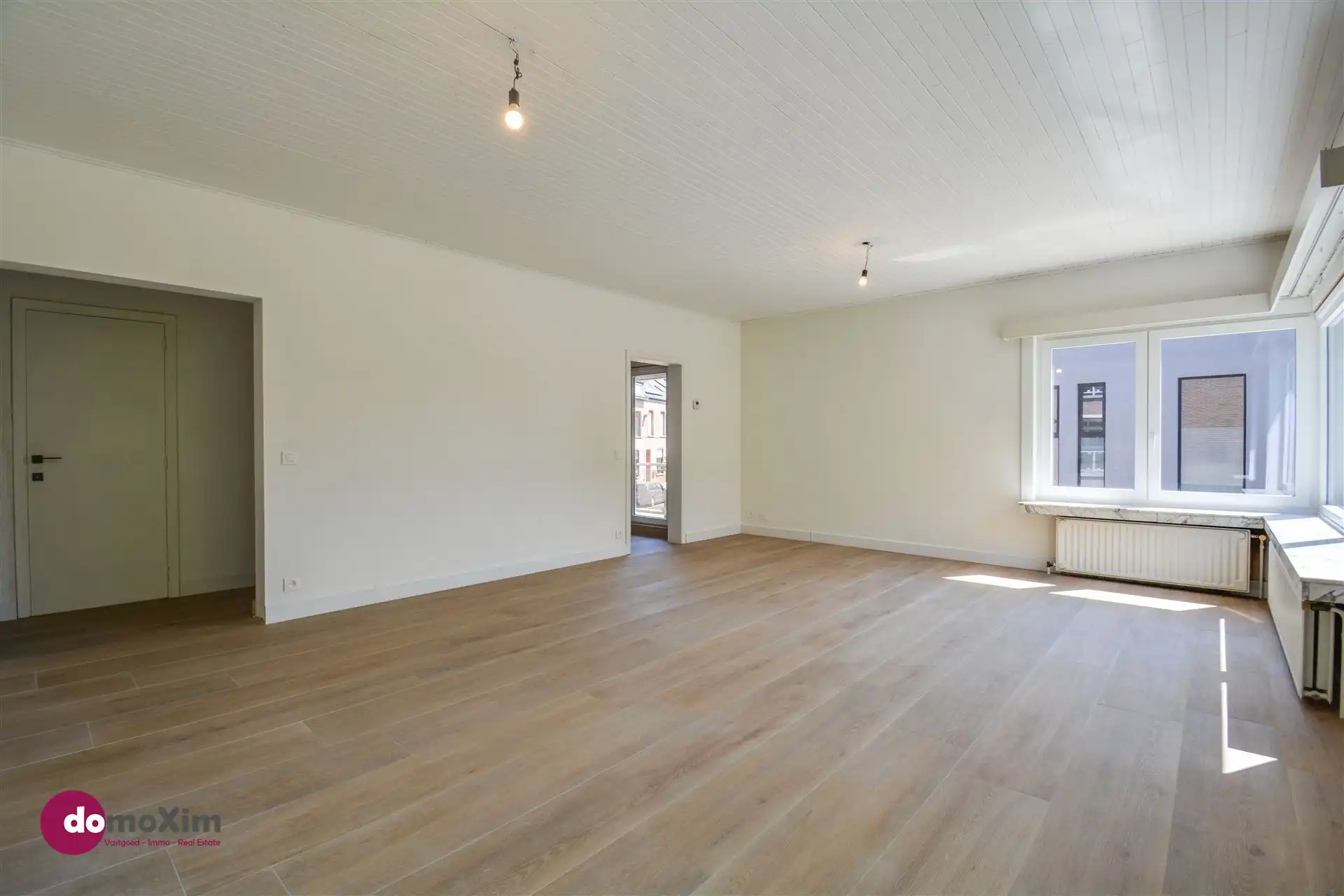 Ruim appartement met 2 slaapkamers gelegen aan de vaart foto 3