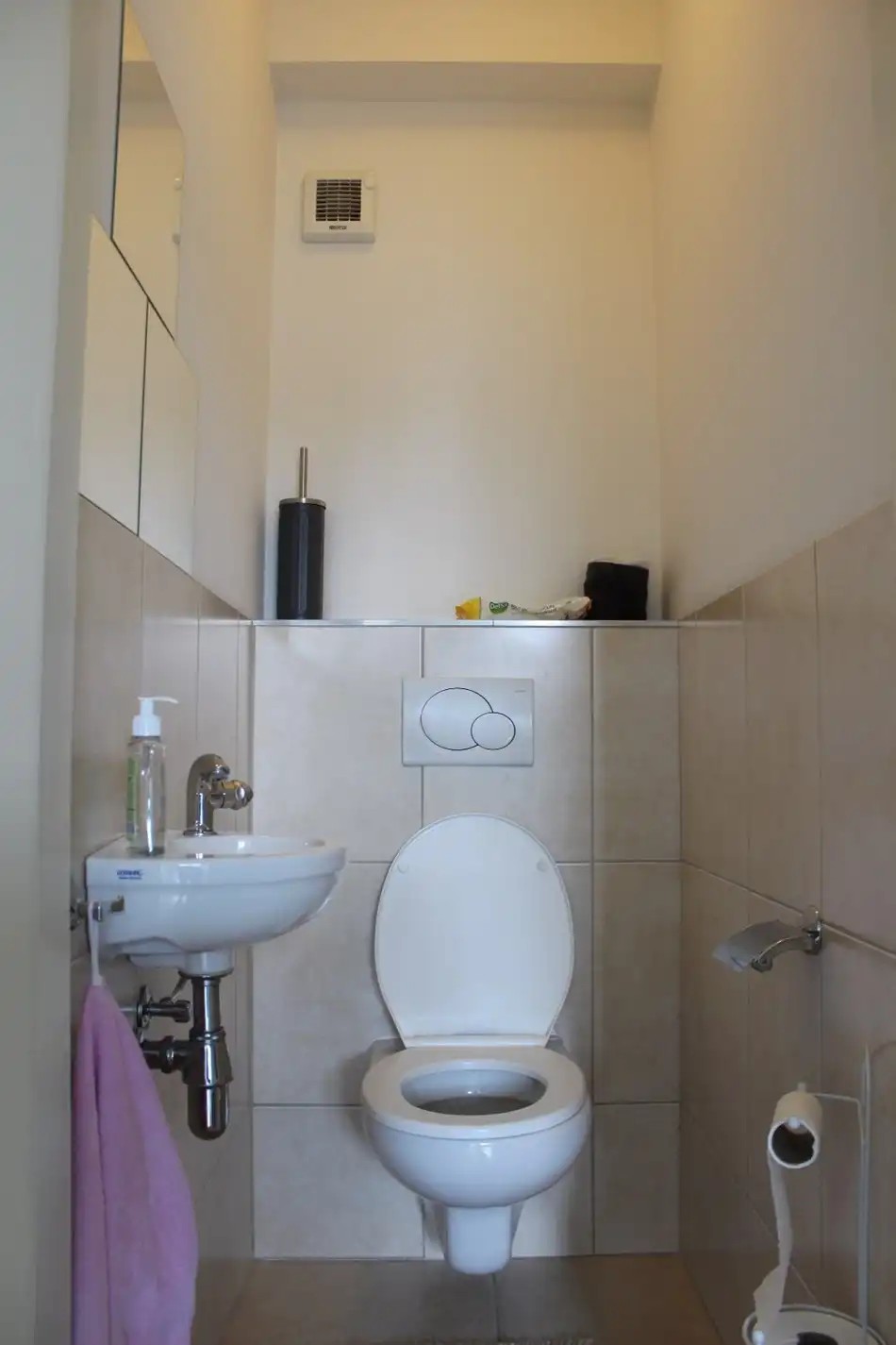 Ruim appartement met terras in het centrum van Lommel. foto 19