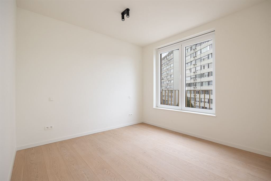 Ruim 3-slaapkamer appartement met luxe afwerking foto 8