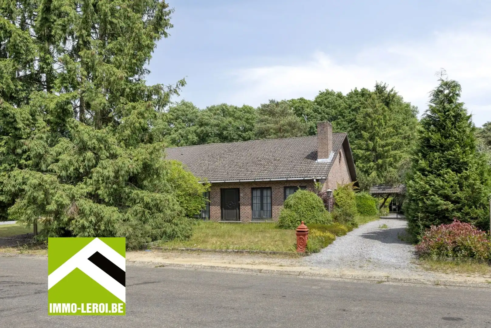 Ruime woning met 3 slaapkamers en grote tuin foto 18