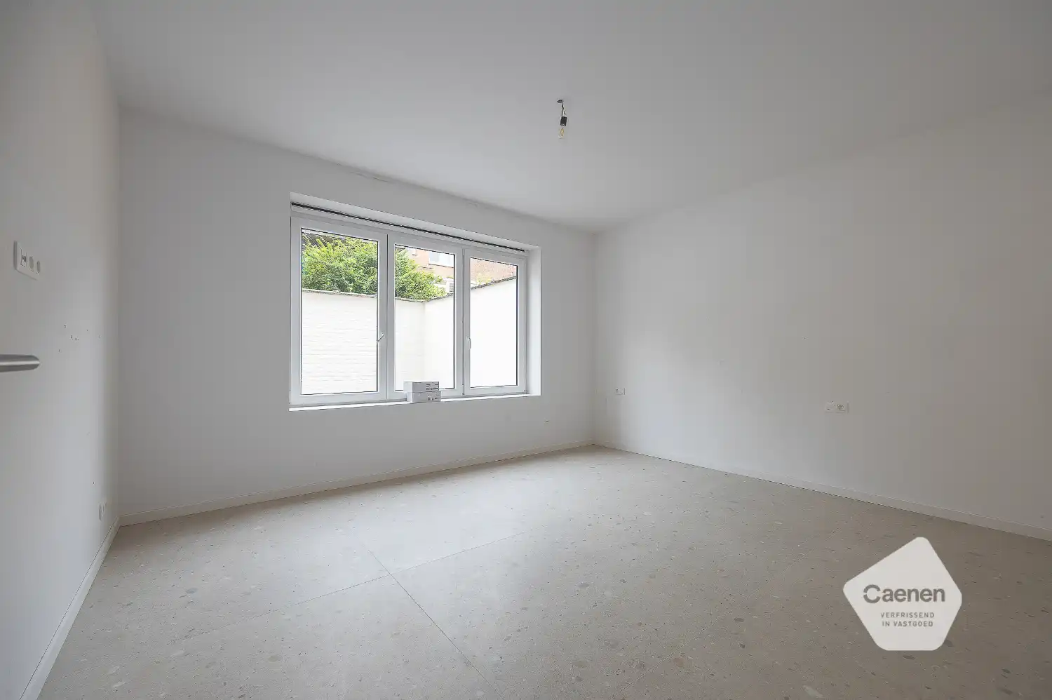 Gerenoveerd appartement te Mariakerke foto 13