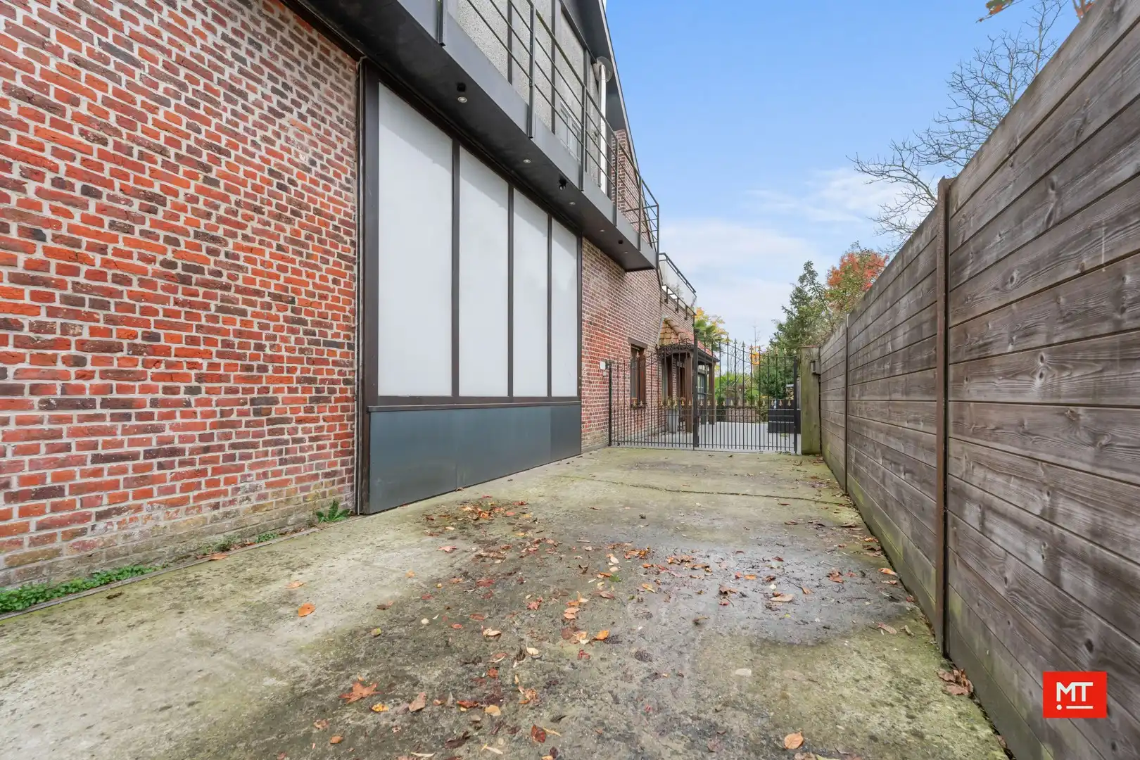 Magazijn (130 m²) en bureelruimte te koop in Dadizele foto 26