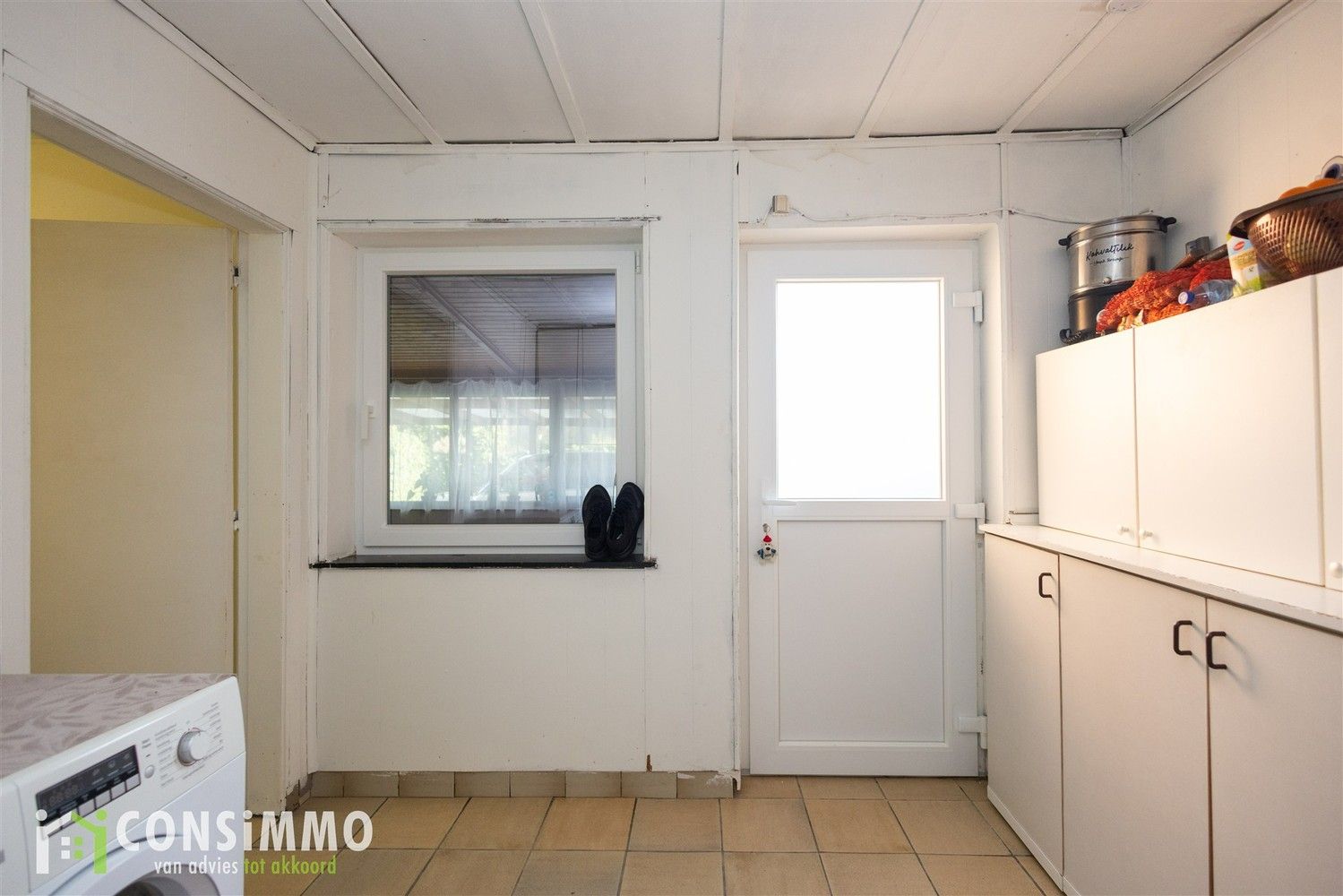 Ruime vrijstaande woning met 5 slaapkamers, loods en 50a perceel in Genk-Zuid foto 19