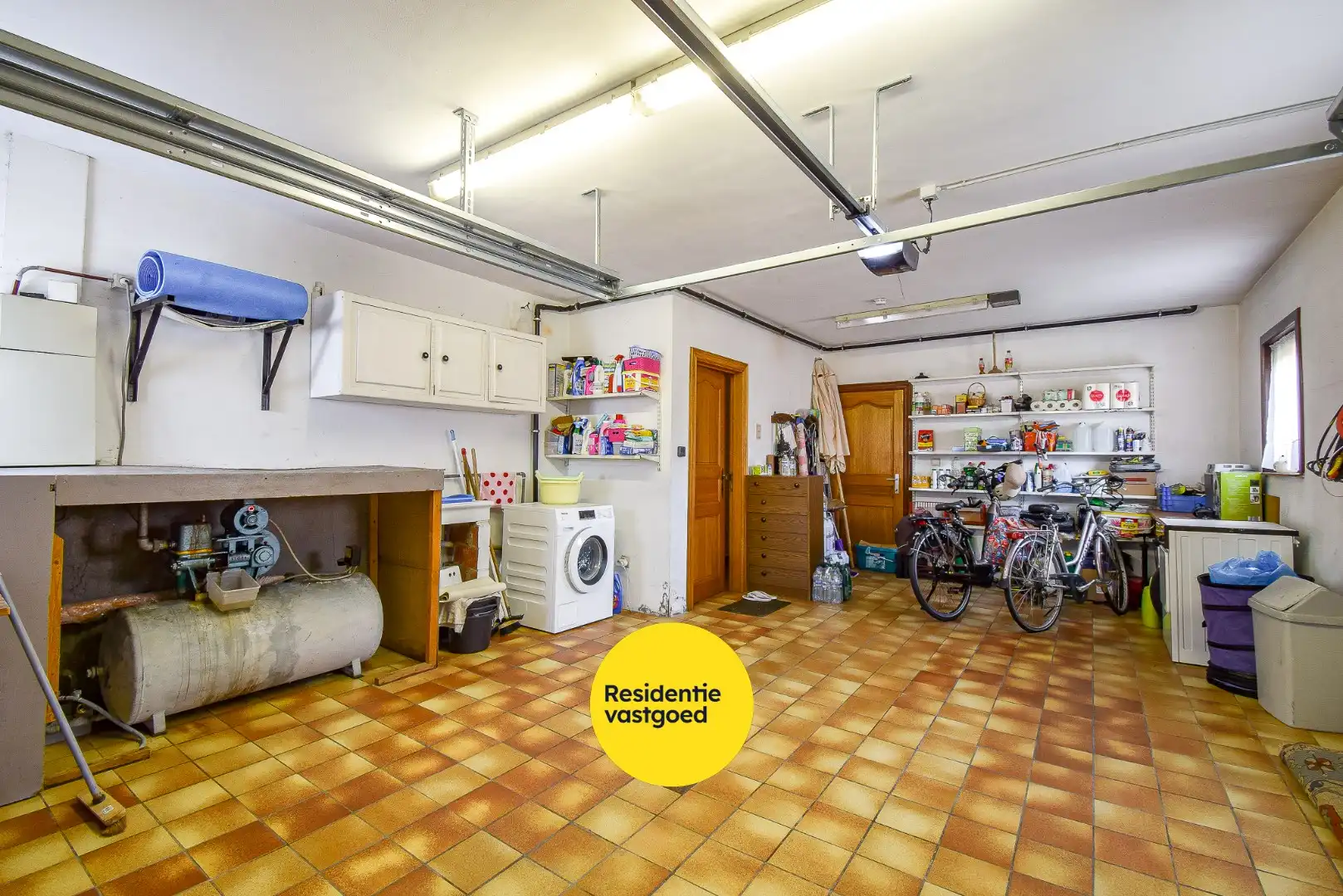 Ruime villa met 4 slaapkamers foto 25