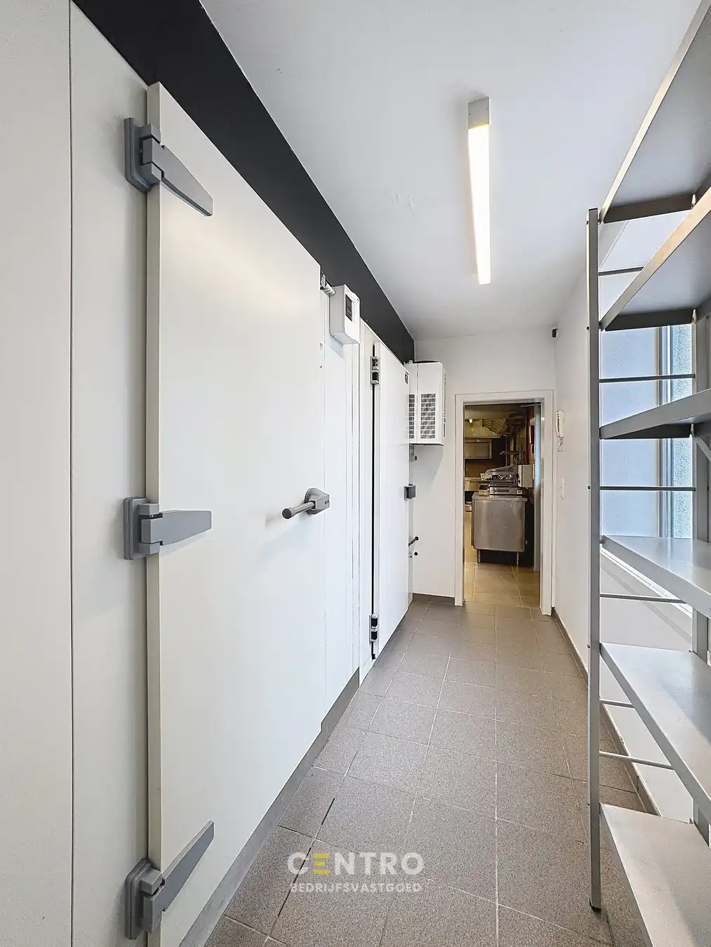 Volledig ingericht restaurant met woonst op CHARMANTE ligging te Oostende! foto 16