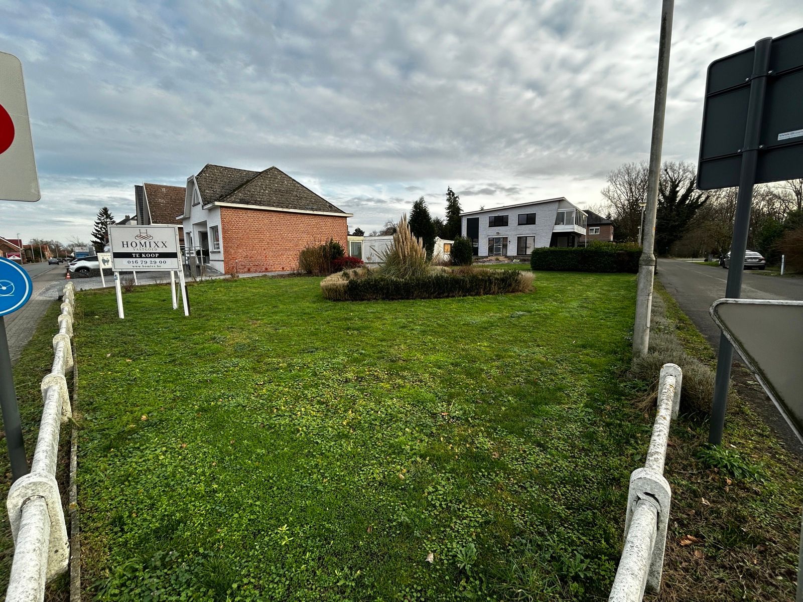 Mooie bouwgrond voor open woning op toplocatie foto 3