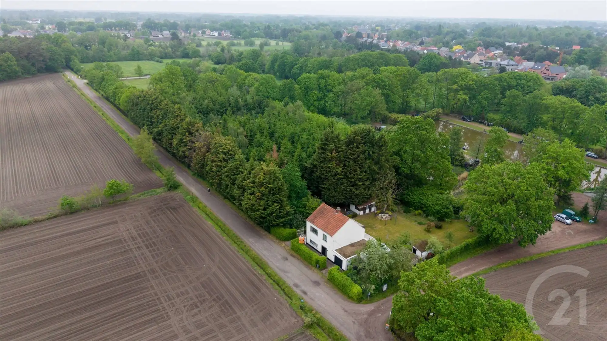 Landelijke woning met veel potentieel  foto 23