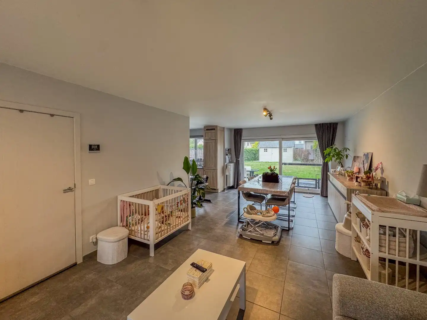 Recente en energiezuinige woning met 3 slaapkamers en tuin. foto 3