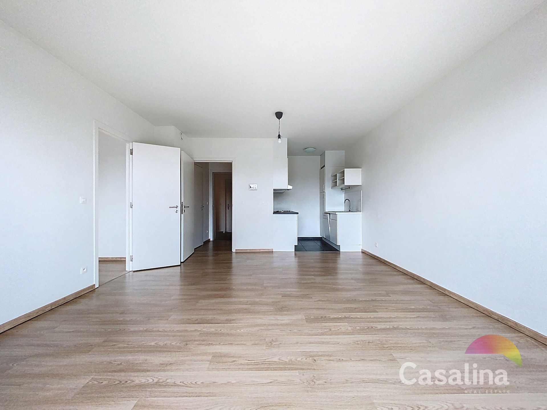 Mooi appartement van 64 m² met terras, kelder en garage foto 4