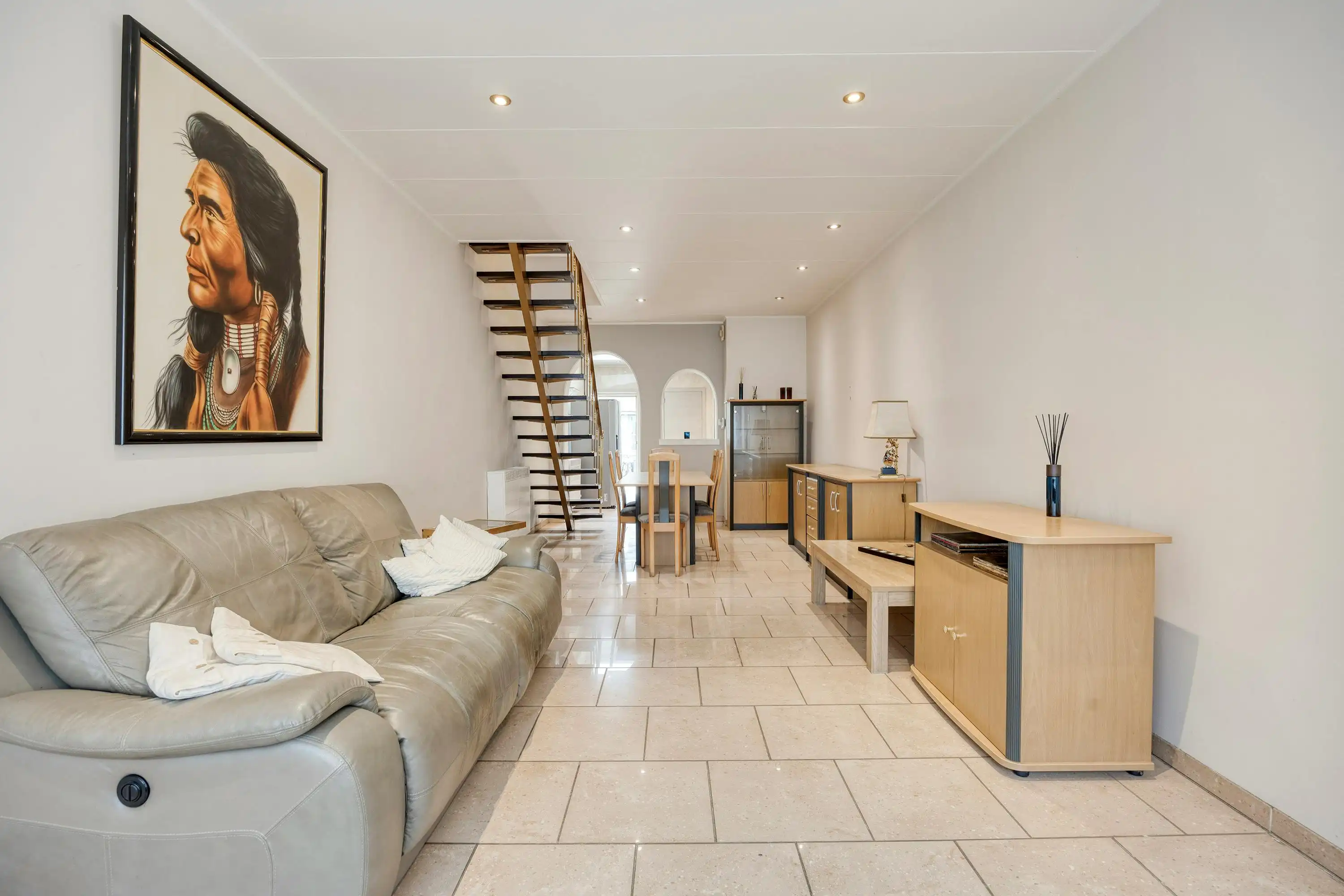 Ruim huis met 3 slaapkamers, tuin en garage in Deurne! foto 4